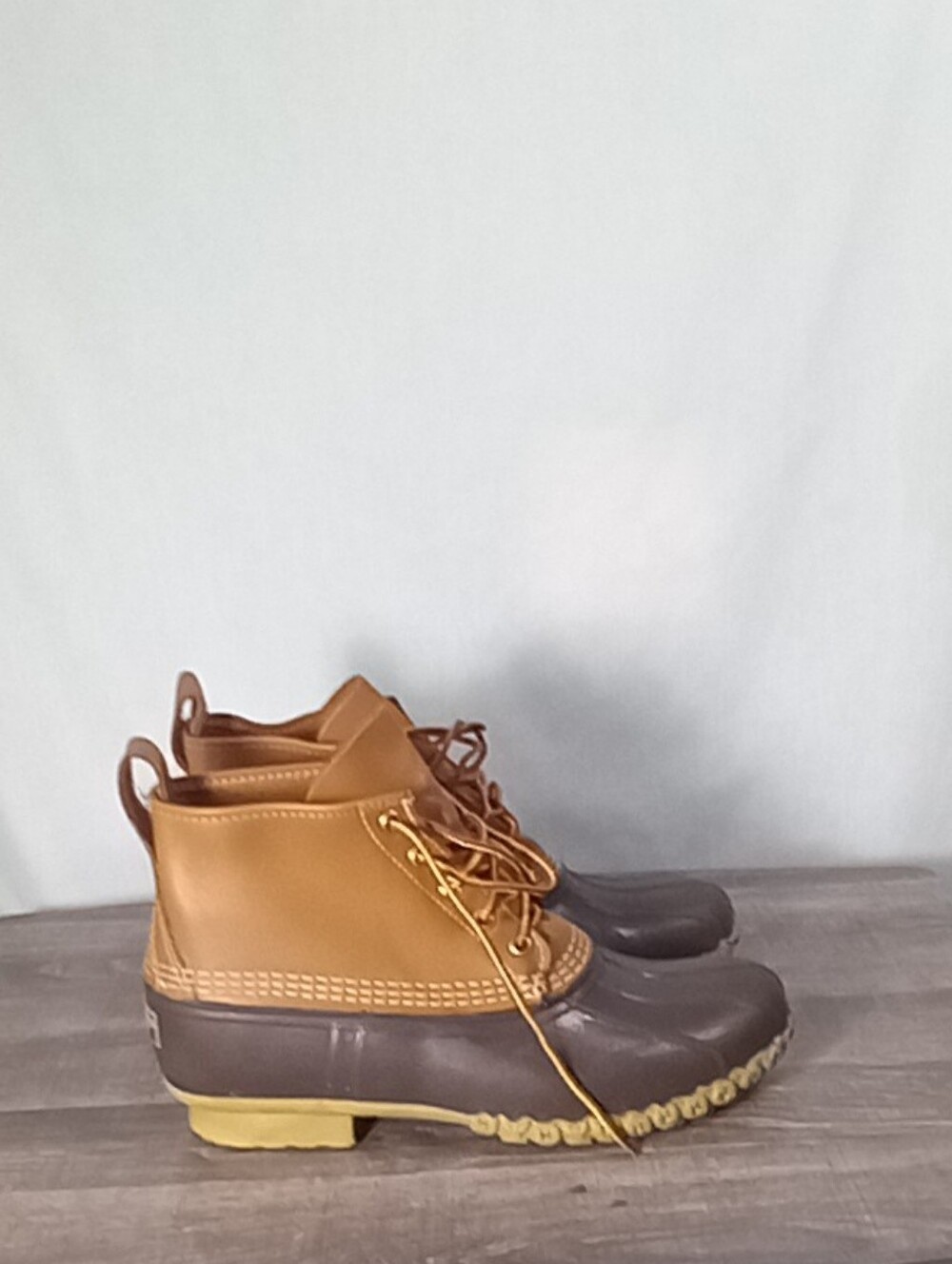 L.L.Bean Tan 6" Bean Boots Size 9M